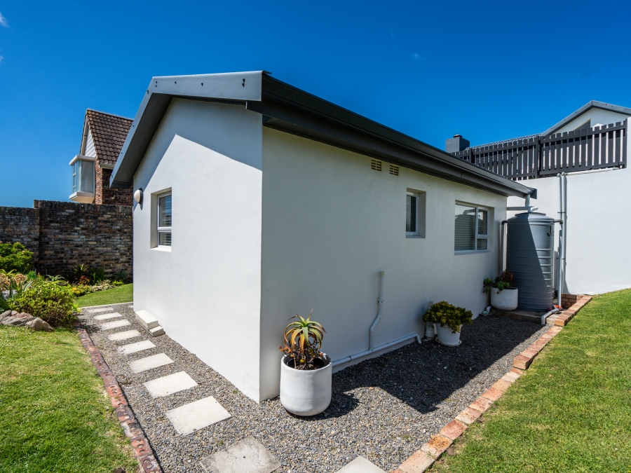 4 Bedroom Property for Sale in West Beach Eastern Cape